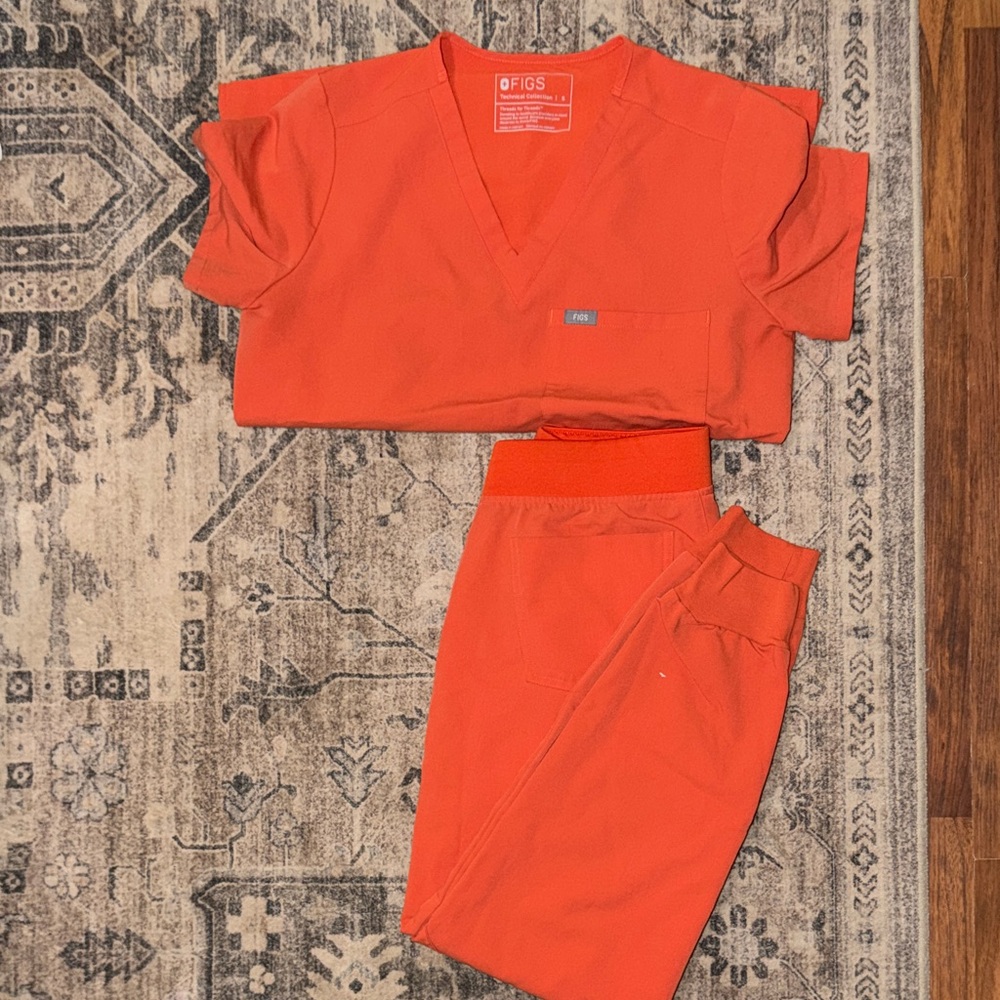Figs Vivid Orange Scrub Ensemble